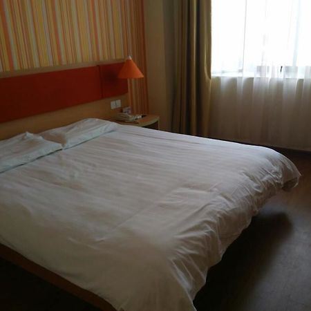 Home Inn Jiaxing Exterior photo