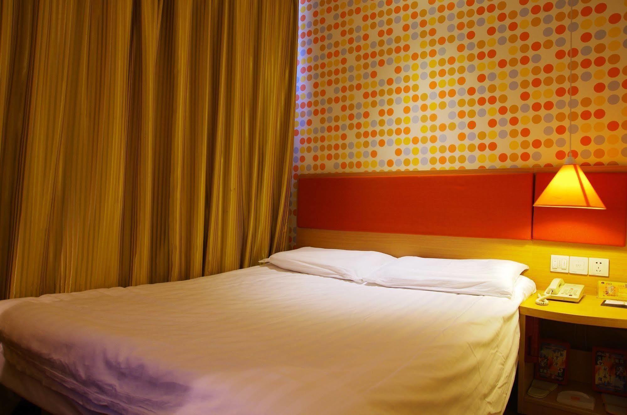 Home Inn Jiaxing Exterior photo